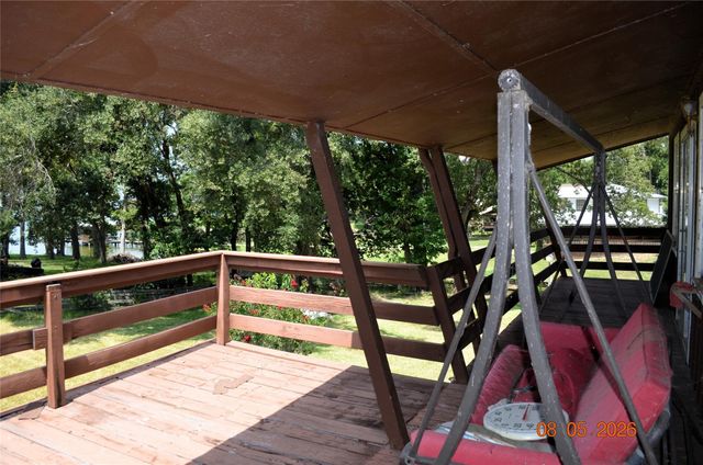 242 Lamenda Avenue, Livingston, TX 77351