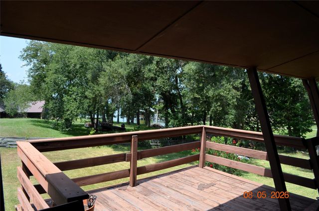 242 Lamenda Avenue, Livingston, TX 77351