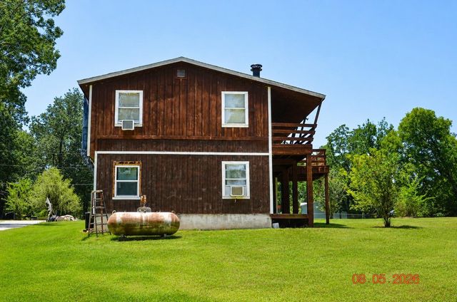242 Lamenda Avenue, Livingston, TX 77351