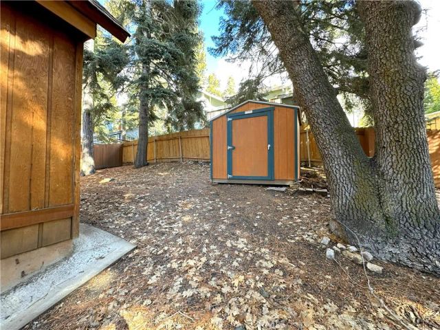 31450 Ocean View, Running Springs, CA 92382