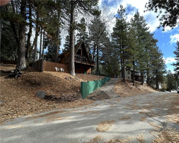 31450 Ocean View, Running Springs, CA 92382