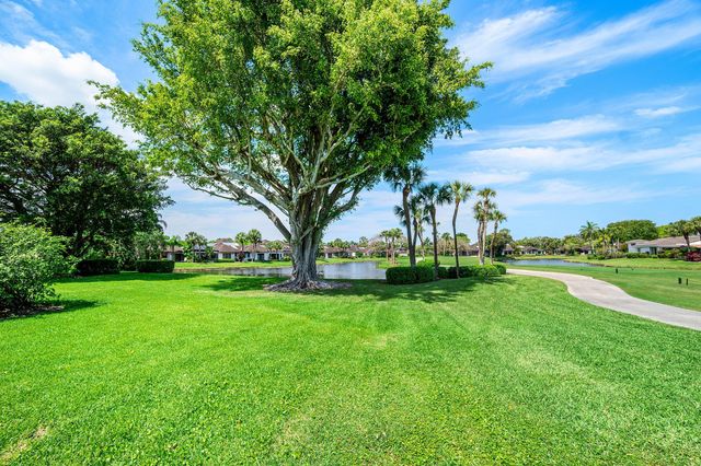 7809 Lakeside Boulevard 4, Boca Raton, FL 33434