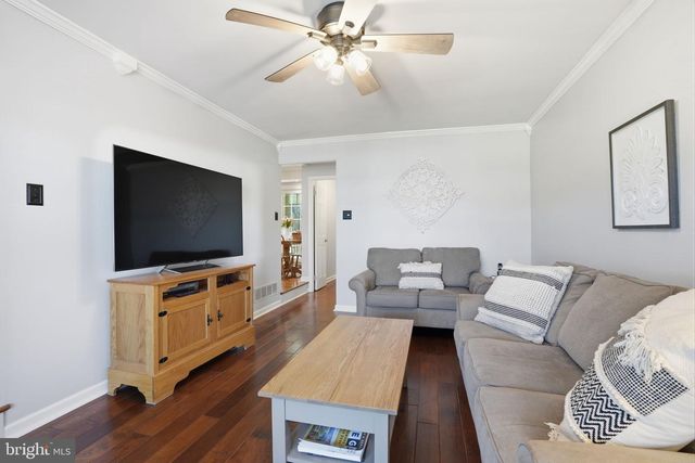 283 GREENVIEW RD, Yardley, PA 19067