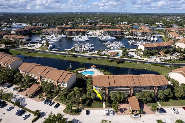 601 Seafarer Circle 101, Jupiter, FL 33477