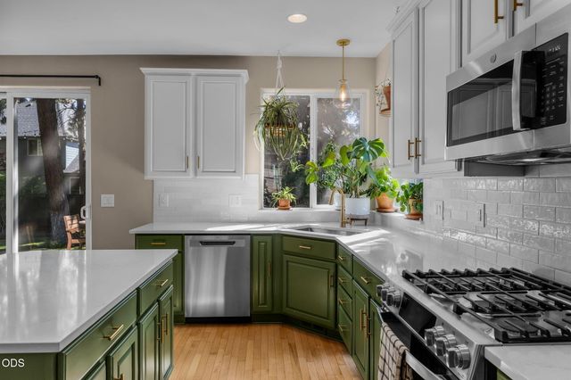 60984 Snowberry Place, Bend, OR 97702