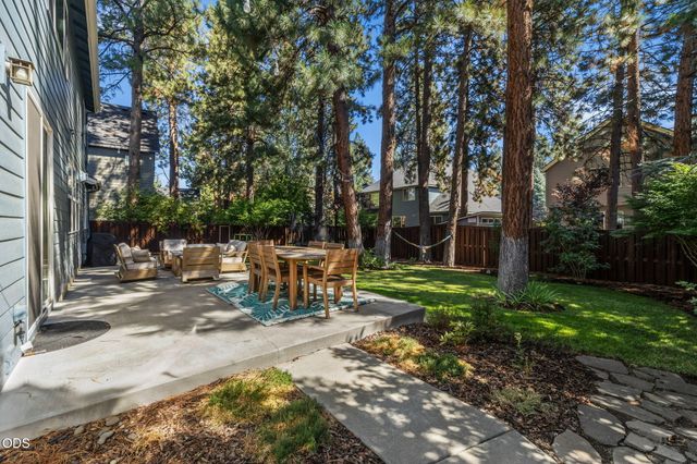 60984 Snowberry Place, Bend, OR 97702