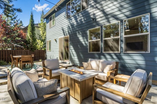 60984 Snowberry Place, Bend, OR 97702