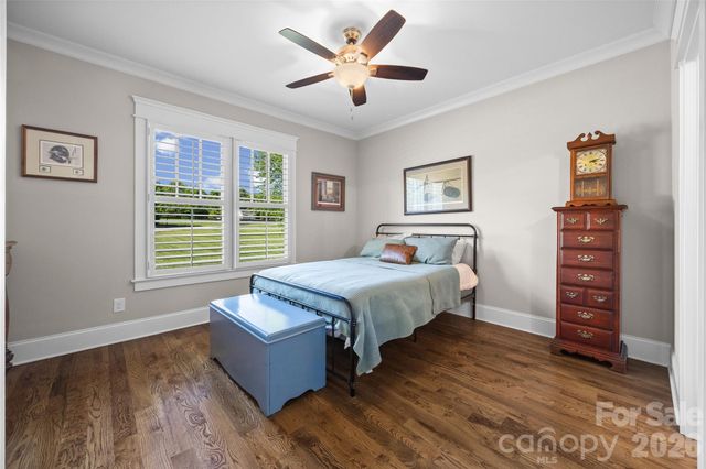 517 Linwood Road, Mooresville, NC 28115