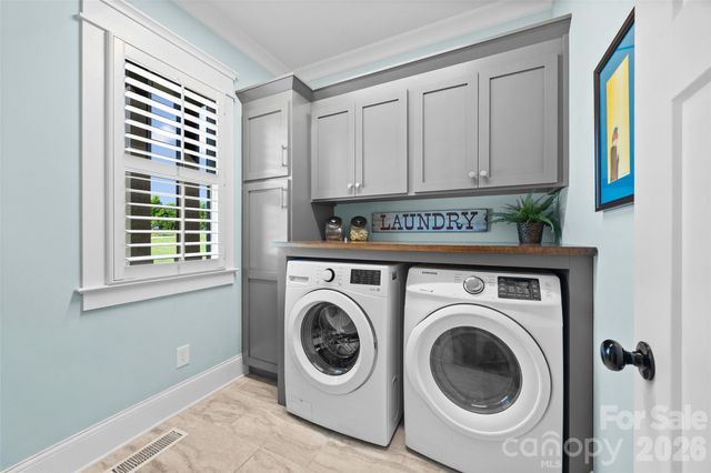 517 Linwood Road, Mooresville, NC 28115