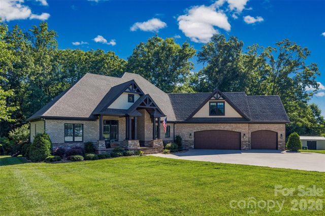 517 Linwood Road, Mooresville, NC 28115