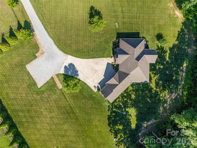 517 Linwood Road, Mooresville, NC 28115