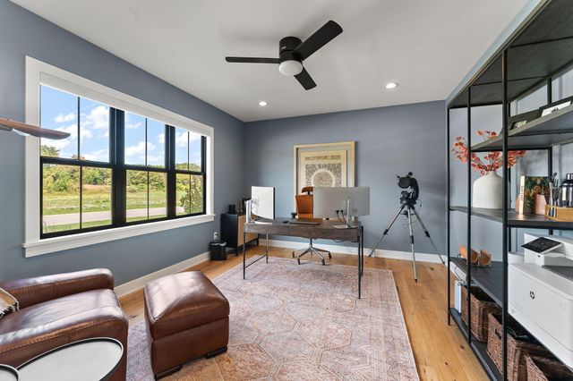 494 Stonebridge Pkwy, Valparaiso, IN 46383