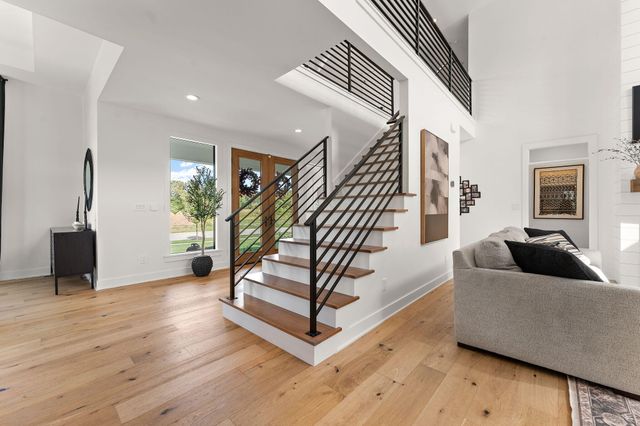 494 Stonebridge Pkwy, Valparaiso, IN 46383