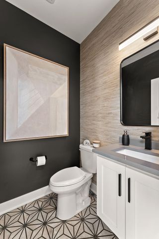 494 Stonebridge Pkwy, Valparaiso, IN 46383