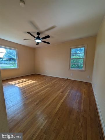 11504 KNOLLS RD, Orange, VA 22960