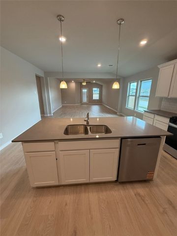 6125 Eldora, College Station, TX 77845