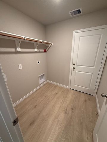 6125 Eldora, College Station, TX 77845