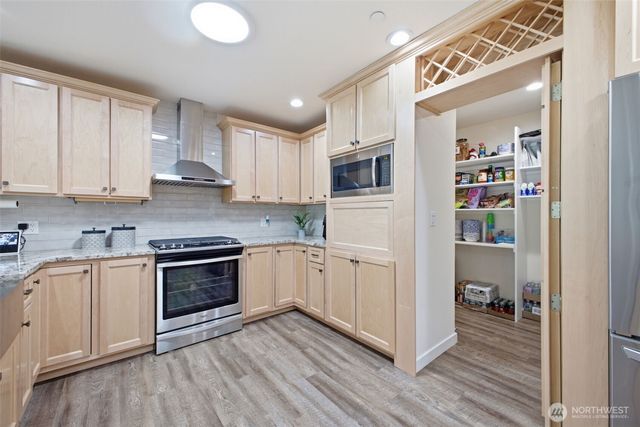 20910 Church Lake Drive E, Bonney Lake, WA 98391