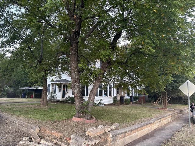 308 West Main Street, Atkins, AR 72823