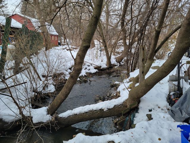 24W330 Central Avenue, Roselle, IL 60172