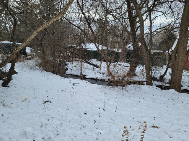 24W330 Central Avenue, Roselle, IL 60172