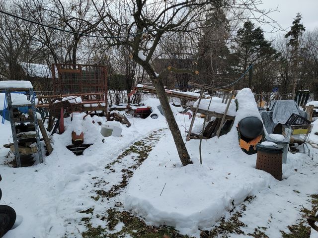 24W330 Central Avenue, Roselle, IL 60172