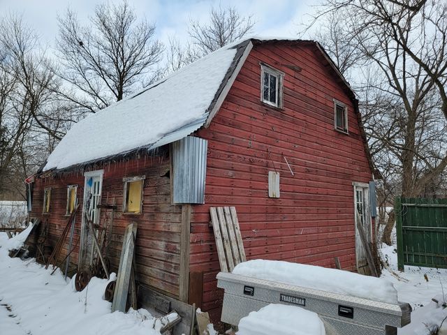 24W330 Central Avenue, Roselle, IL 60172