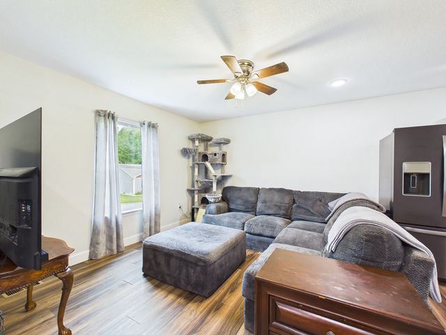 219 County Road 439, Athens, TN 37303