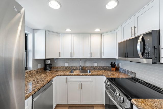 336 Golfview Road 619, North Palm Beach, FL 33408
