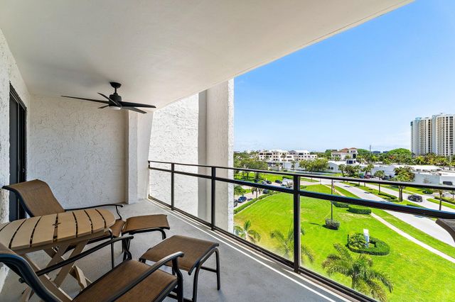 336 Golfview Road 619, North Palm Beach, FL 33408