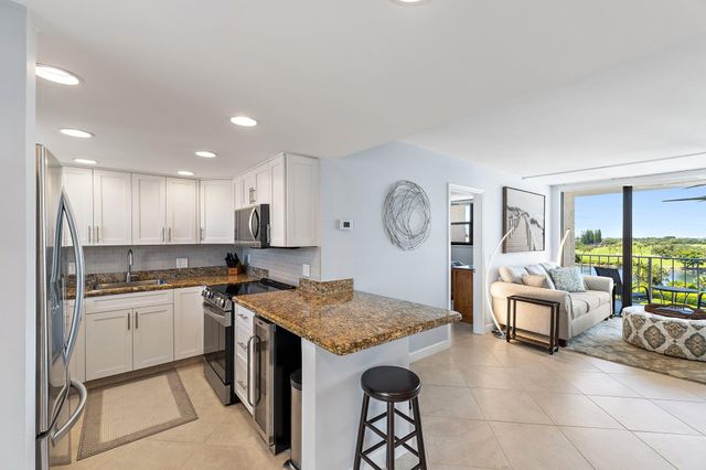 336 Golfview Road 619, North Palm Beach, FL 33408