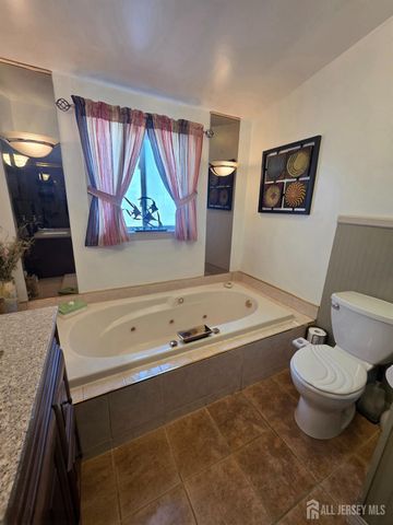 248 Main Street, Middletown, NJ 07758