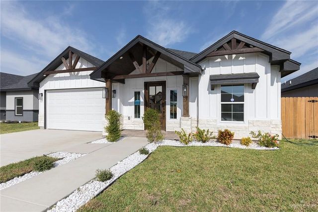2112 Blue Sky Drive, Weslaco, TX 78599