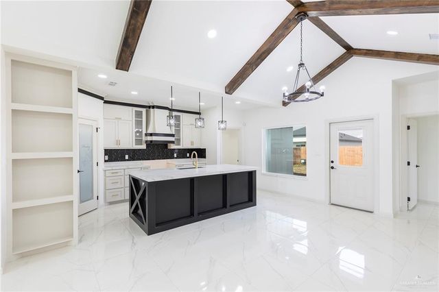 2112 Blue Sky Drive, Weslaco, TX 78599