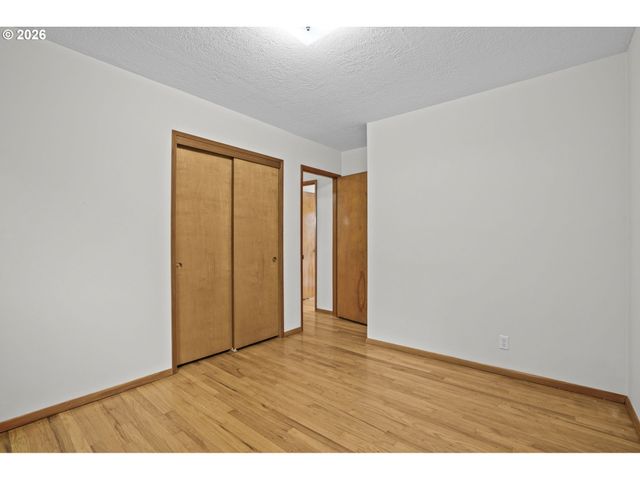 10531 Se LONG St, Portland, OR 97266