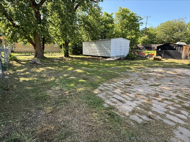 800 N Hodge Street, Sapulpa, OK 74066