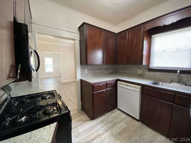 800 N Hodge Street, Sapulpa, OK 74066
