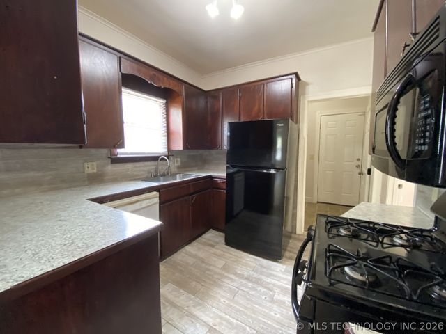800 N Hodge Street, Sapulpa, OK 74066