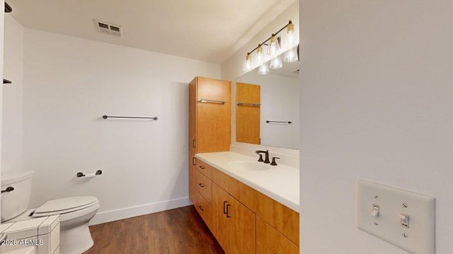 7157 E RANCHO VISTA Drive 2011, Scottsdale, AZ 85251