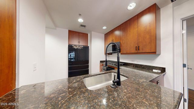 7157 E RANCHO VISTA Drive 2011, Scottsdale, AZ 85251