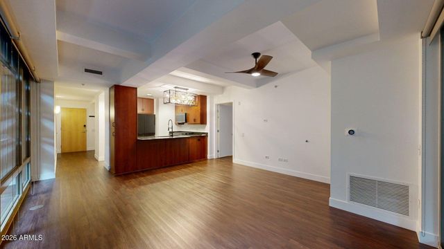 7157 E RANCHO VISTA Drive 2011, Scottsdale, AZ 85251