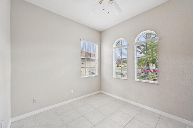 819 REGAL MANOR WAY, Sun City Center, FL 33573