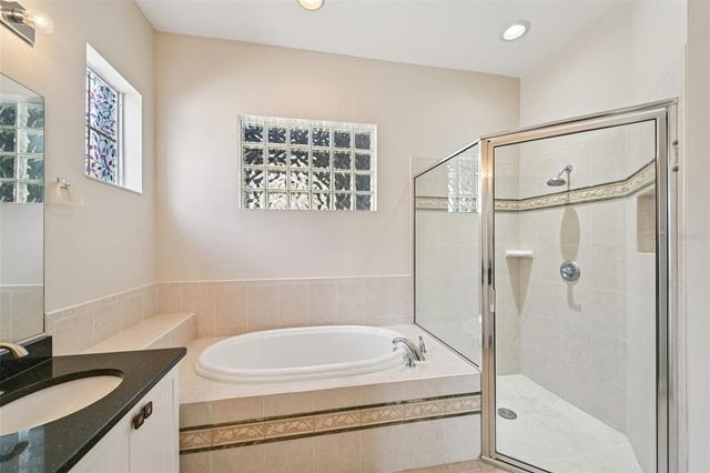 819 REGAL MANOR WAY, Sun City Center, FL 33573