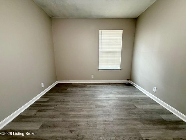 12420 Brothers Ave, Louisville, KY 40243