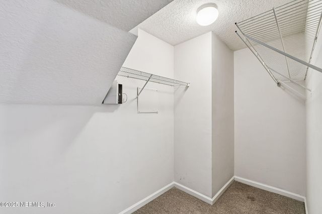536 SPANISH WELLS Road, Jacksonville, FL 32218
