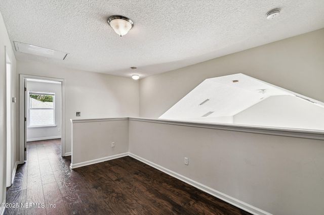 536 SPANISH WELLS Road, Jacksonville, FL 32218
