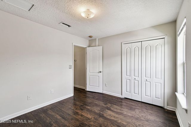 536 SPANISH WELLS Road, Jacksonville, FL 32218