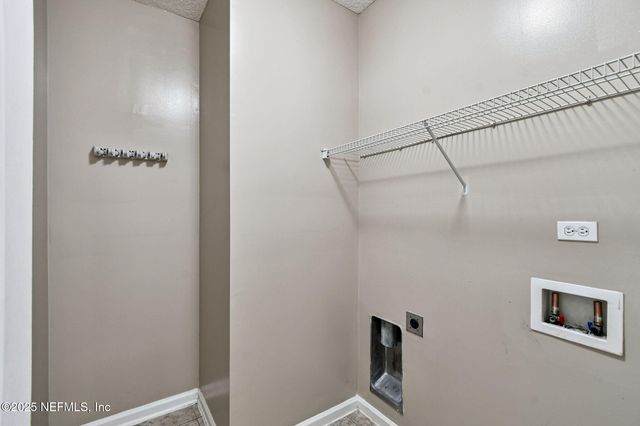536 SPANISH WELLS Road, Jacksonville, FL 32218