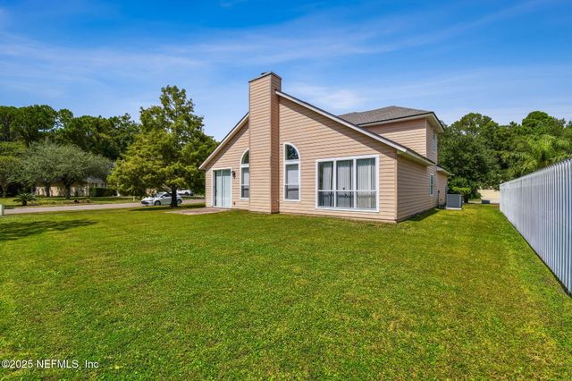 536 SPANISH WELLS Road, Jacksonville, FL 32218