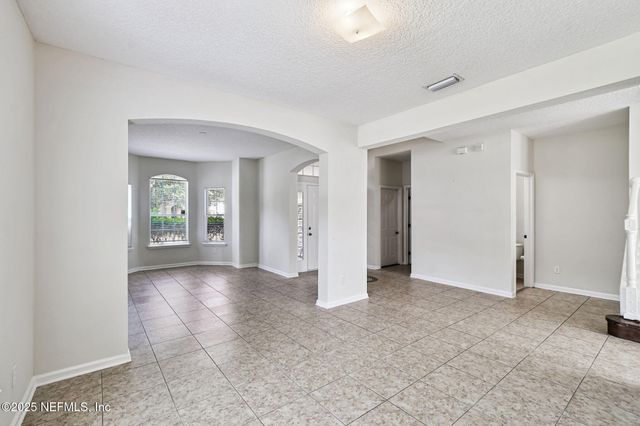 536 SPANISH WELLS Road, Jacksonville, FL 32218